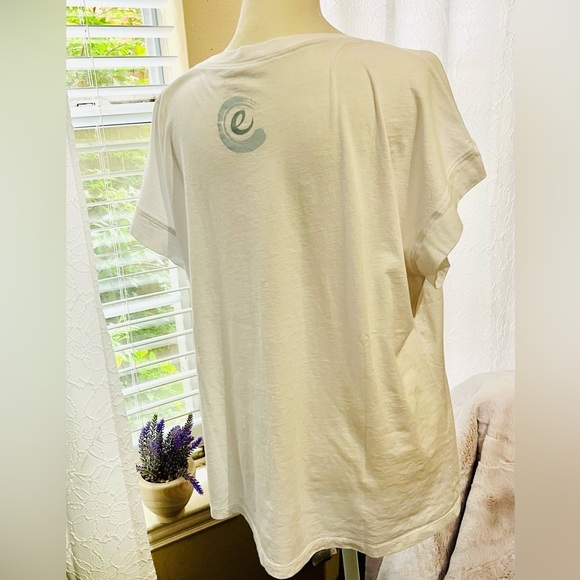 CALME By JOHNNY WAS Minimalist Scoop Nevk Tank Top - Women’s Size M White NWT - Picture 2 of 6